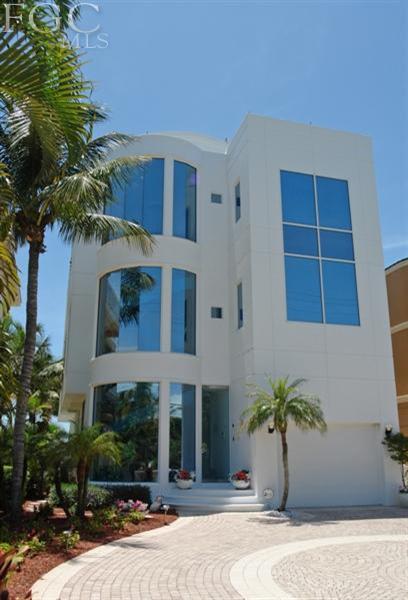 Bonita Springs, FL - $3,995,000